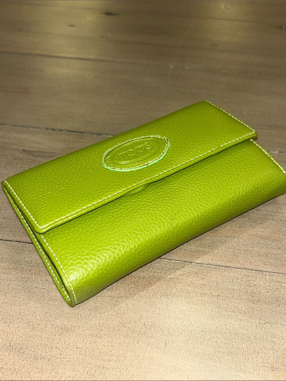 Tod’s Green Pebbled Leather Trifold Wallet